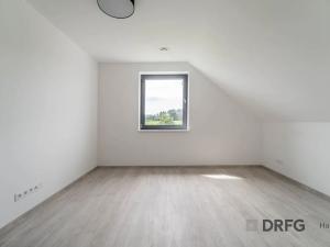 Prodej rodinného domu, Dříteč, 220 m2