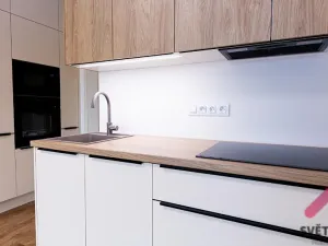 Pronájem bytu 1+kk, Praha - Žižkov, Šrámkové, 34 m2