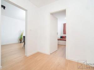 Prodej bytu 4+kk, Praha - Troja, Lešenská, 74 m2