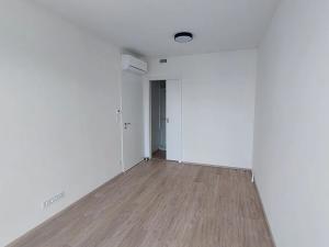 Pronájem bytu 2+kk, Praha - Žižkov, Šrámkové, 75 m2