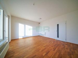 Prodej bytu 1+kk, Praha - Hloubětín, Saarinenova, 35 m2