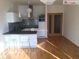 Pronájem bytu 2+kk, Praha - Vinohrady, Korunní, 68 m2