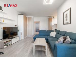 Pronájem bytu 2+kk, Praha - Vysočany, Poděbradská, 43 m2