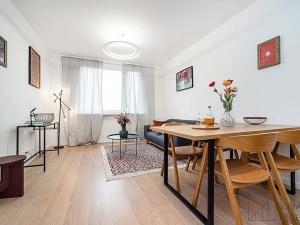 Prodej bytu 4+kk, Praha - Bohnice, Feřtekova, 74 m2