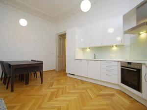 Pronájem bytu 3+kk, Praha - Vinohrady, 94 m2