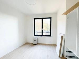 Pronájem bytu 3+kk, Praha - Krč, Dolnokrčská, 67 m2