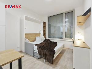 Prodej apartmánu, Praha - Smíchov, Plzeňská, 22 m2