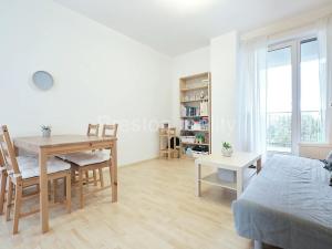 Pronájem bytu 2+kk, Praha - Malešice, Nad úžlabinou, 48 m2