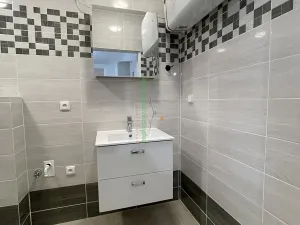 Prodej bytu 2+kk, Frenštát pod Radhoštěm, nám. Míru, 31 m2