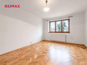 Pronájem bytu 3+kk, Praha - Prosek, Nad Krocínkou, 57 m2