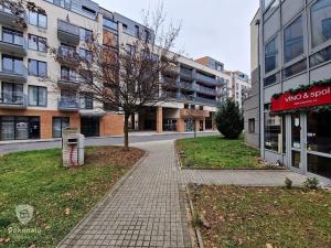 Pronájem bytu 1+kk, Praha - Dejvice, Lindleyova, 34 m2