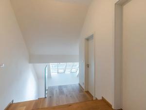 Prodej bytu 4+kk, Praha - Karlín, Pernerova, 107 m2