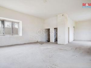 Prodej zemědělské usedlosti, Černiv, 320 m2