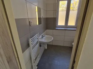 Pronájem bytu 1+kk, Dubí, Tovární, 20 m2