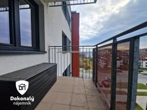 Pronájem bytu 1+kk, Praha - Dolní Měcholupy, Kardausova, 32 m2