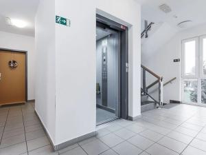 Prodej bytu 2+kk, Praha - Uhříněves, Františka Diviše, 63 m2