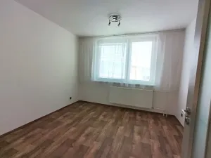 Prodej bytu 3+1, Vizovice, Růžová, 77 m2