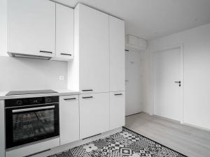 Prodej bytu 3+1, Praha - Hloubětín, Chvalská, 62 m2