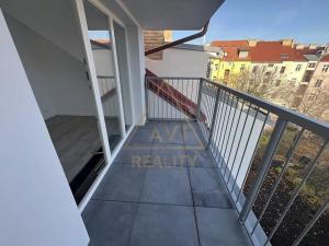 Pronájem bytu 2+kk, Praha - Vršovice, Černomořská, 57 m2