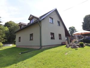 Prodej rodinného domu, Bochov, 241 m2