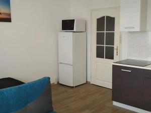 Pronájem bytu 1+kk, Praha - Kamýk, Imrychova, 33 m2