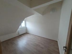 Pronájem bytu 2+kk, Praha - Strašnice, Nupacká, 50 m2