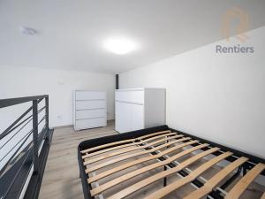 Pronájem bytu 2+kk, Praha - Vršovice, Kubánské náměstí, 32 m2