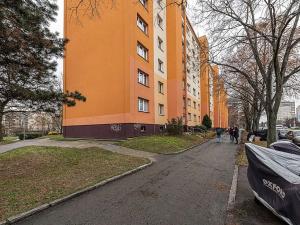 Prodej bytu 3+kk, Praha - Malešice, Počernická, 56 m2