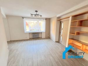 Pronájem bytu 4+1, Děčín, El. Krásnohorské, 89 m2