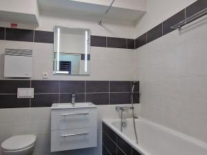 Pronájem bytu 2+kk, Chýně, Ecksteinova, 64 m2