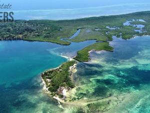 Prodej pozemku, Port Royal, José Santos Guardiola, Honduras, 161996 m2