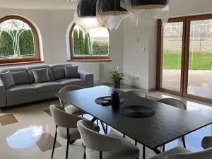 Prodej vily, Staré Hradiště, 290 m2