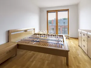 Pronájem bytu 3+kk, Praha - Liboc, Naardenská, 100 m2