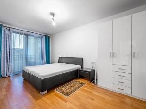 Pronájem bytu 3+kk, Praha - Střešovice, Ve Střešovičkách, 92 m2