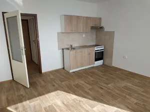 Pronájem bytu 2+kk, Česká Lípa, Brněnská, 40 m2