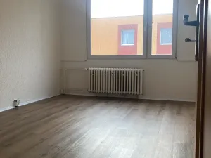 Pronájem bytu 2+1, Chomutov, Kundratická, 65 m2