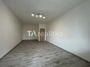 Prodej bytu 2+1, Orlová, Lesní, 60 m2