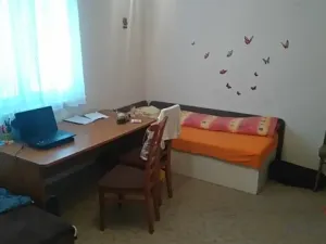 Pronájem pokoje, Zlín, Benešovo nábřeží, 58 m2