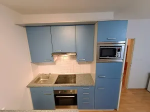 Pronájem bytu 2+kk, Praha - Troja, Hnězdenská, 43 m2