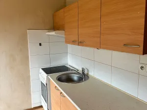 Pronájem bytu 1+1, Děčín, Na Pěšině, 34 m2