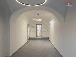 Pronájem obchodního prostoru, Dobruška, nám. F. L. Věka, 41 m2