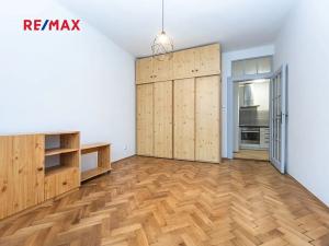 Pronájem bytu 2+kk, Praha - Holešovice, Schnirchova, 46 m2