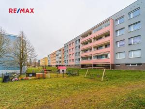 Prodej bytu 3+1, Jílové u Prahy, Holíkova, 72 m2