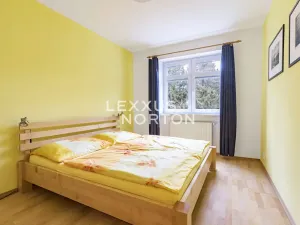 Pronájem bytu 2+kk, Praha - Strašnice, Saratovská, 56 m2