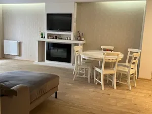 Prodej bytu 3+kk, Karlovy Vary, Zámecký vrch, 109 m2