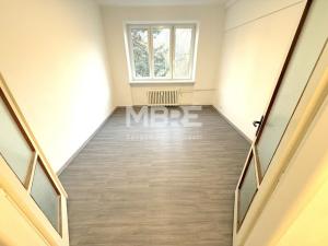 Pronájem bytu 2+1, Karviná - Nové Město, Urxova, 57 m2