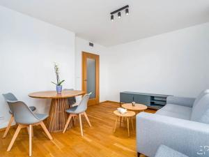 Pronájem bytu 2+kk, Praha - Vysočany, Smržových, 59 m2