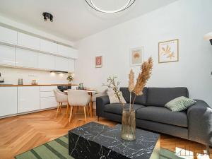 Prodej bytu 2+kk, Praha - Žižkov, Biskupcova, 46 m2