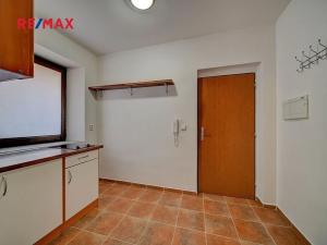 Pronájem bytu 1+kk, Poděbrady, Husova, 33 m2