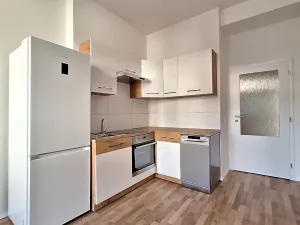 Pronájem bytu 2+kk, Praha - Vršovice, Finská, 43 m2